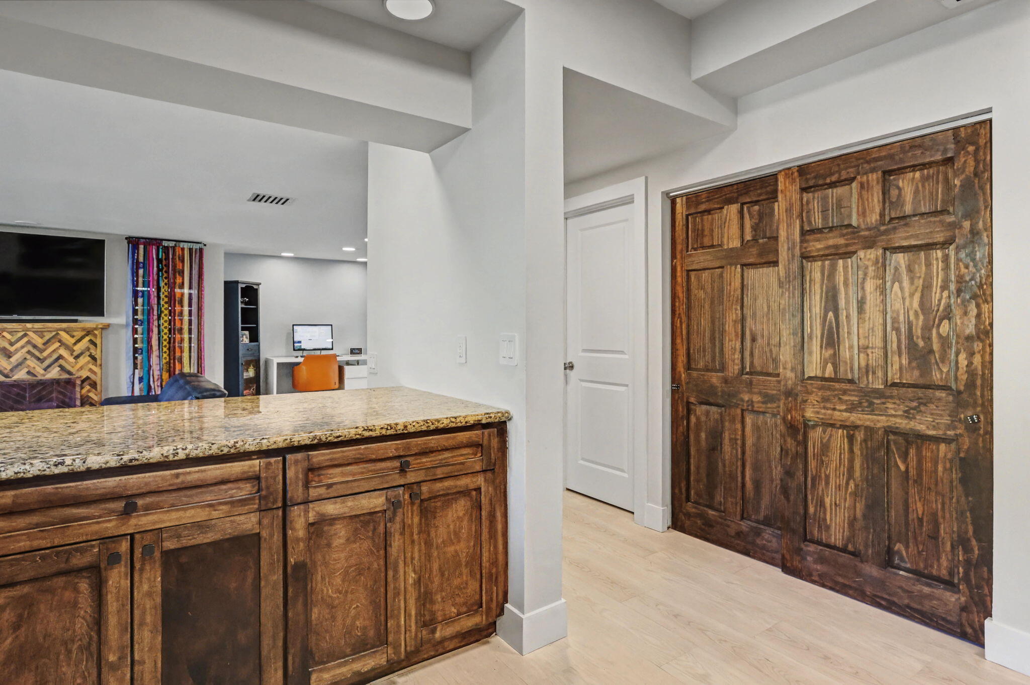 Lands End - Residential