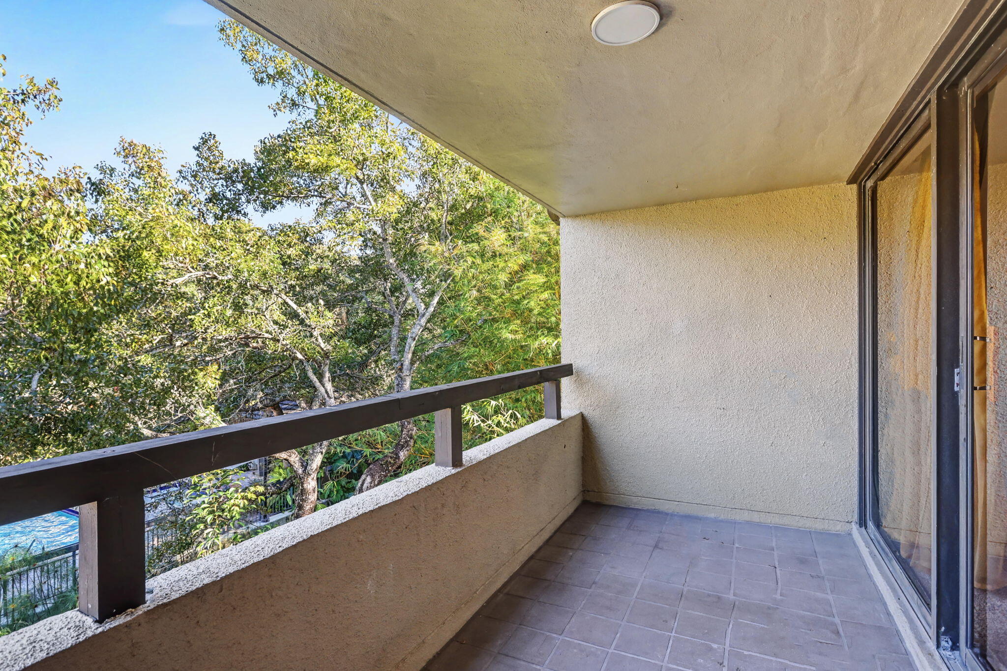 Lands End - Residential