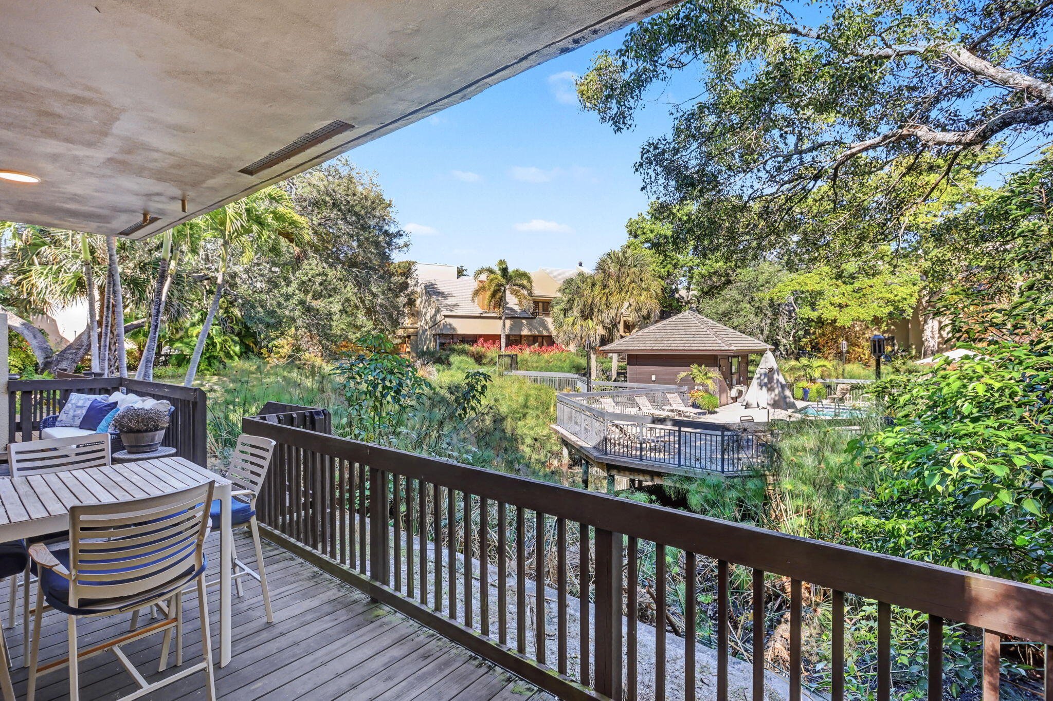 Lands End - Residential