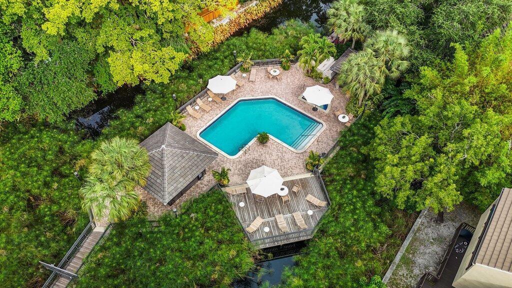 Lands End - Residential