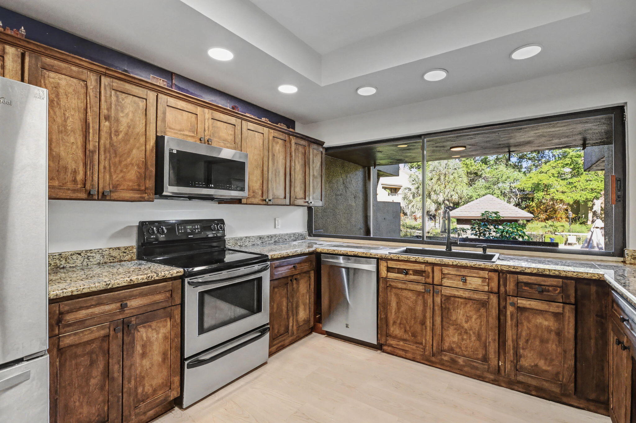 Lands End - Residential