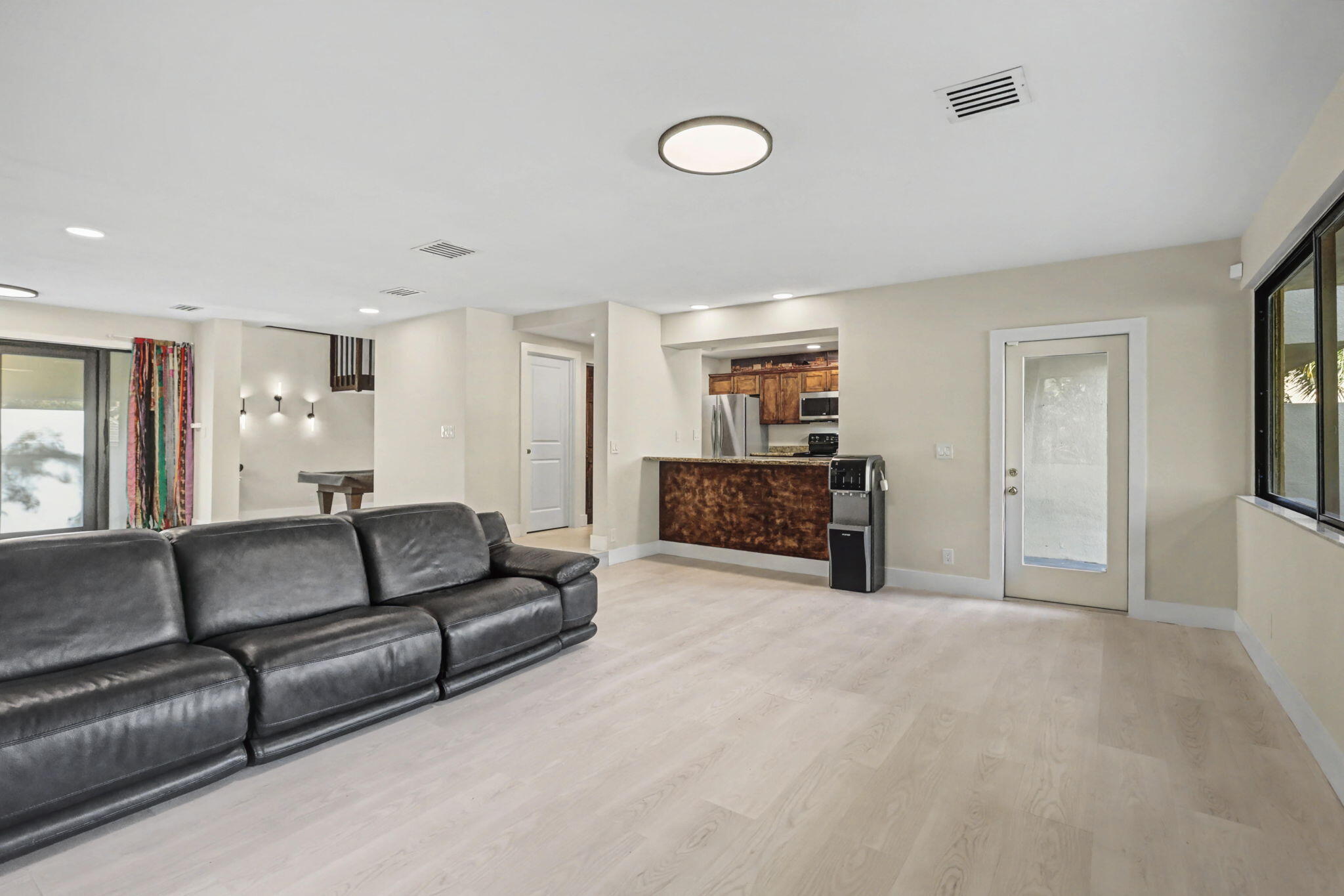 Lands End - Residential