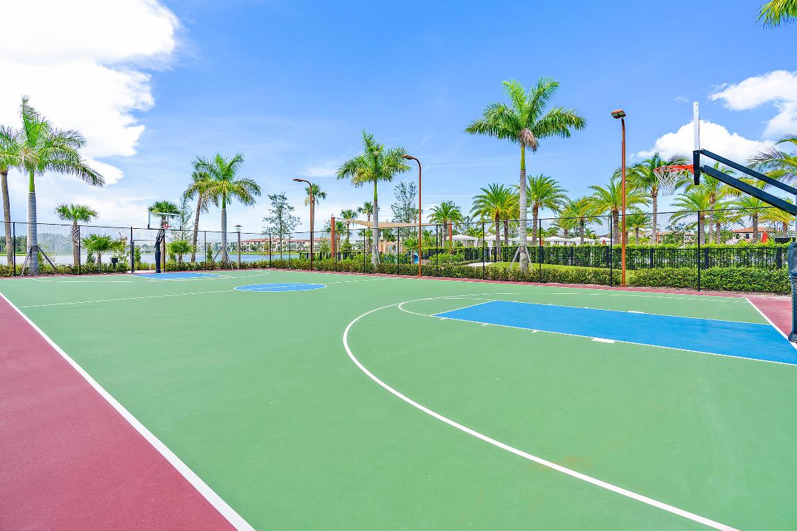 ALTON NEIGHBORHOOD 4 - Residential Lease