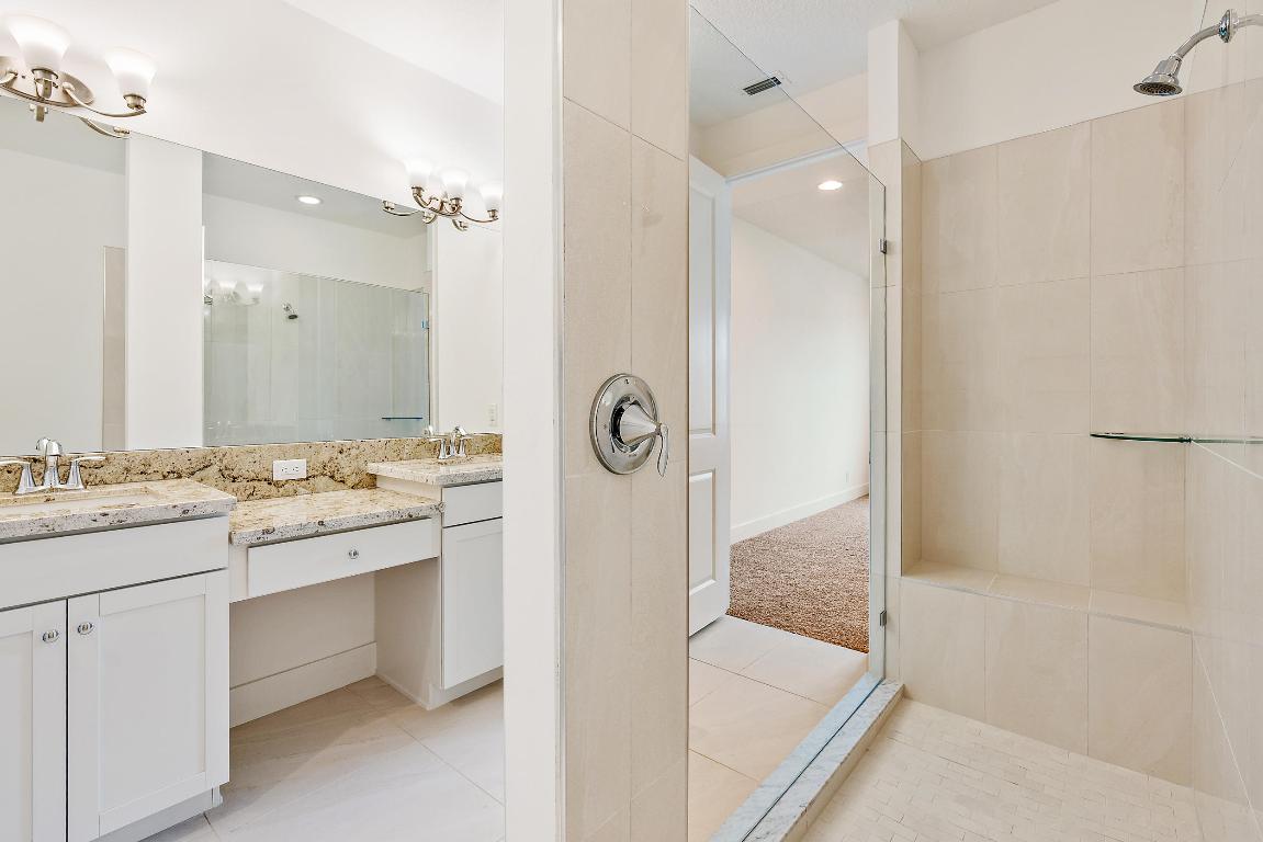 ALTON NEIGHBORHOOD 4 - Residential Lease