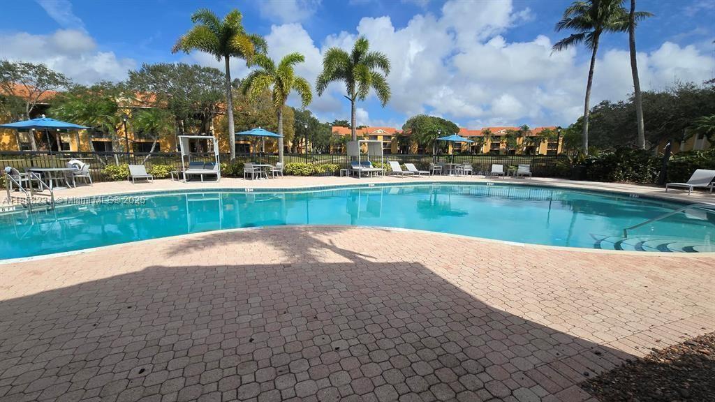 OLIVINE AT THE TOWNSHIP - Residential Lease