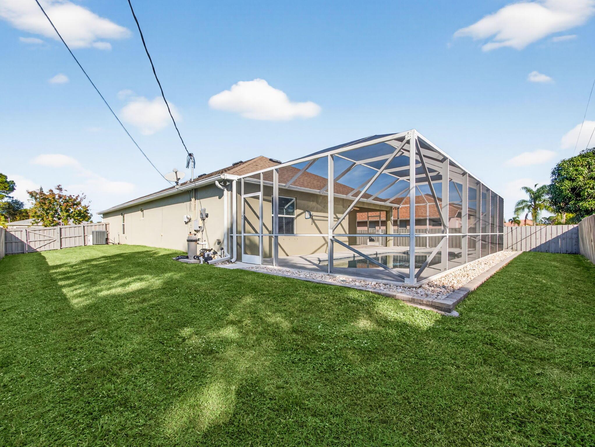 PORT ST LUCIE SECTION 20 - Residential