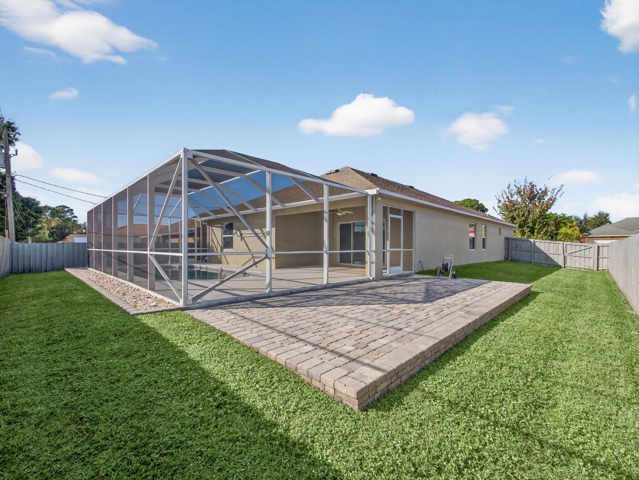 PORT ST LUCIE SECTION 20 - Residential