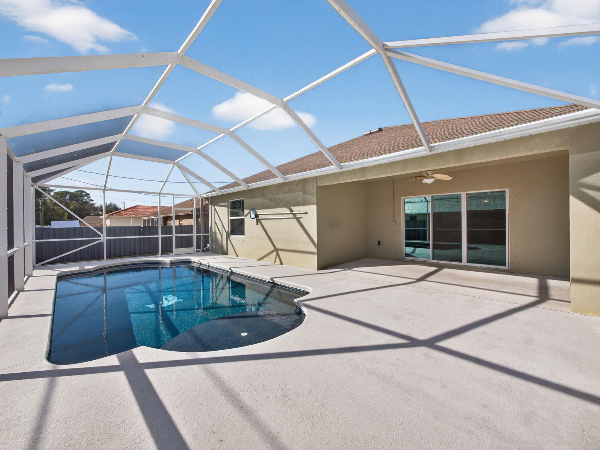 PORT ST LUCIE SECTION 20 - Residential