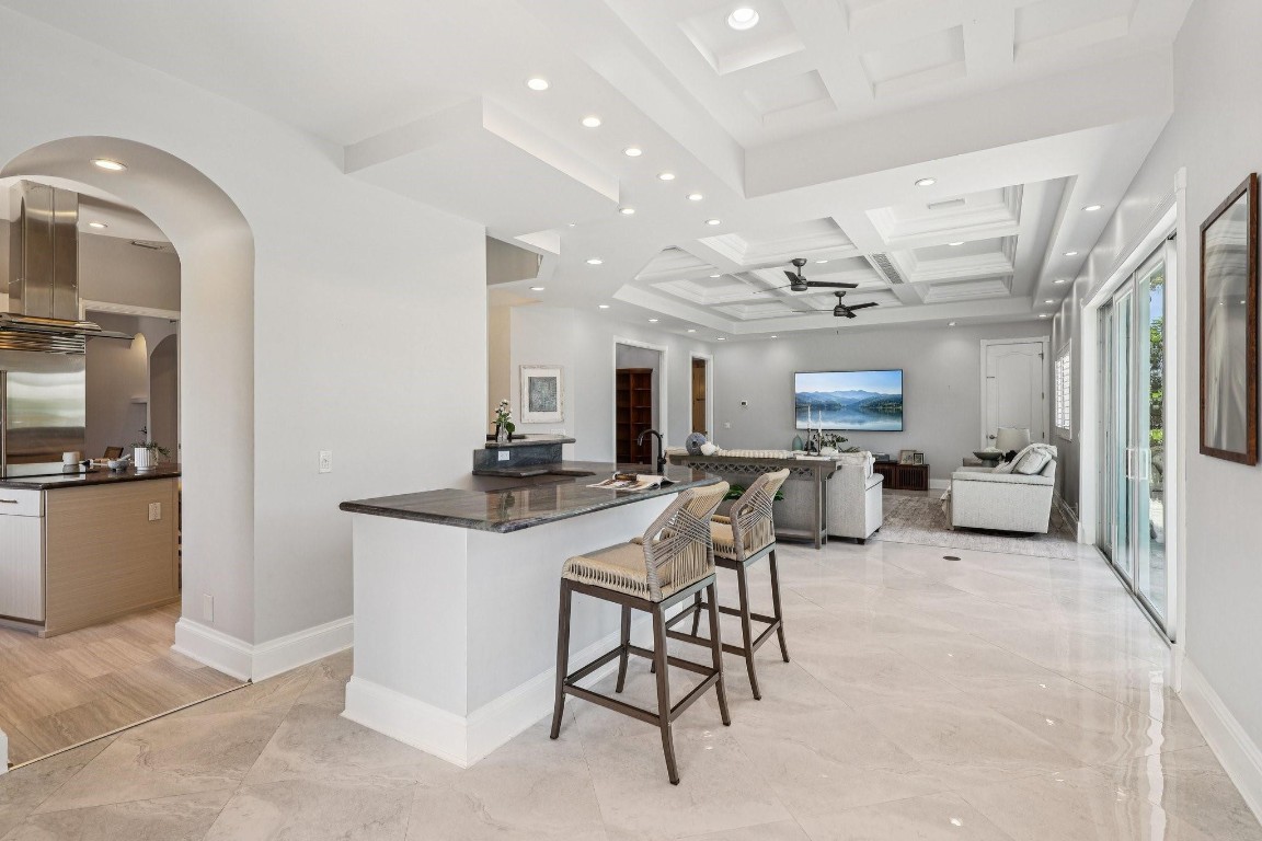 3900 NE 23rd Terrace