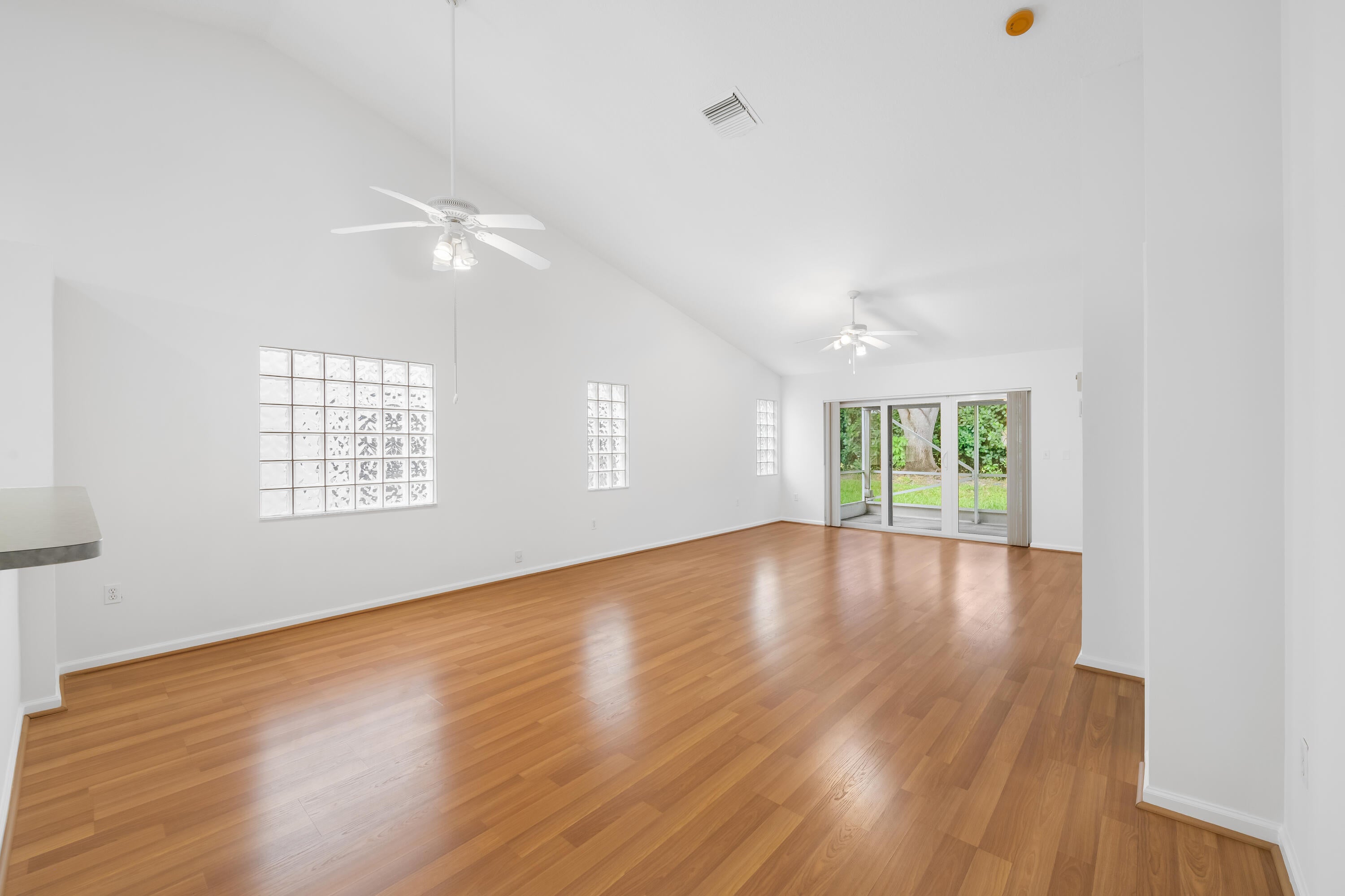 12838 HAMPTON LAKES Circle