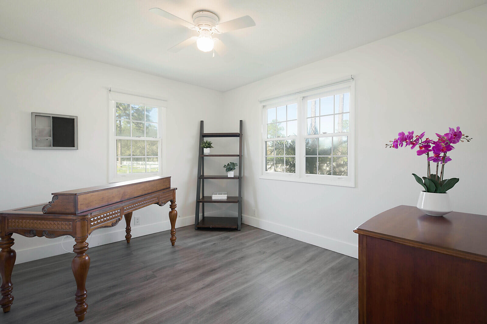 LOXAHATCHEE GROVES - Residential