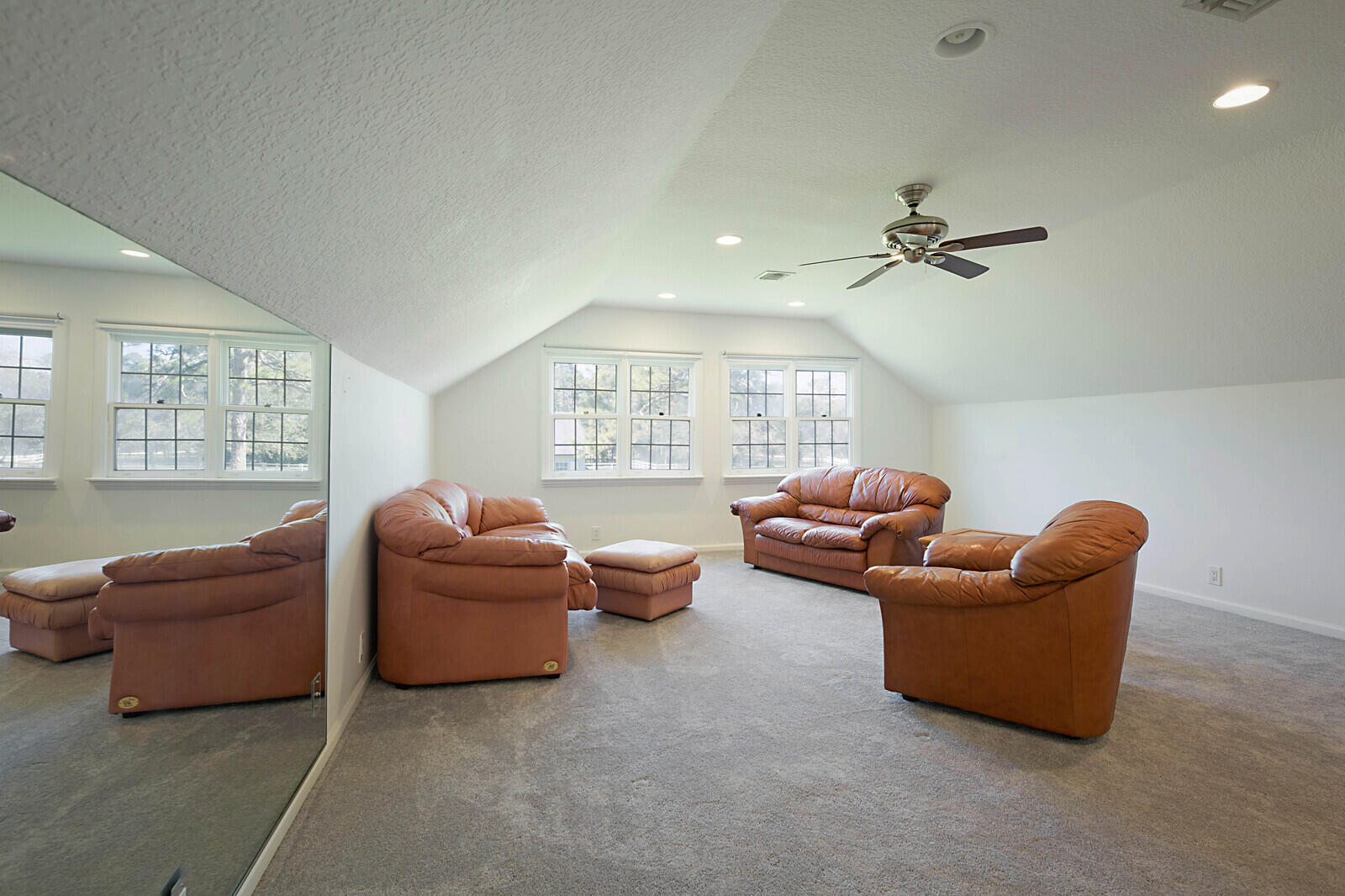 LOXAHATCHEE GROVES - Residential