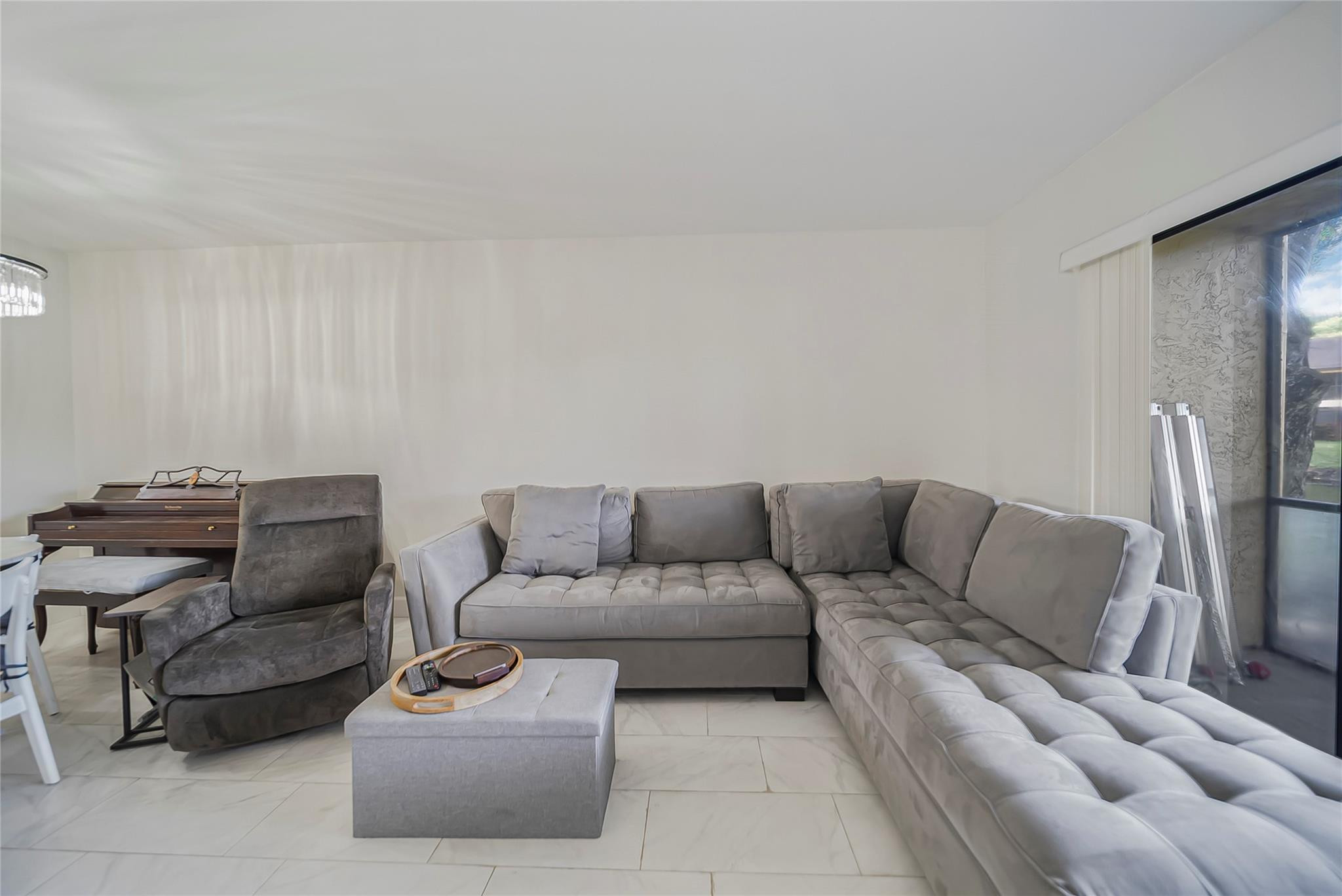 POND APPLE IV - Residential