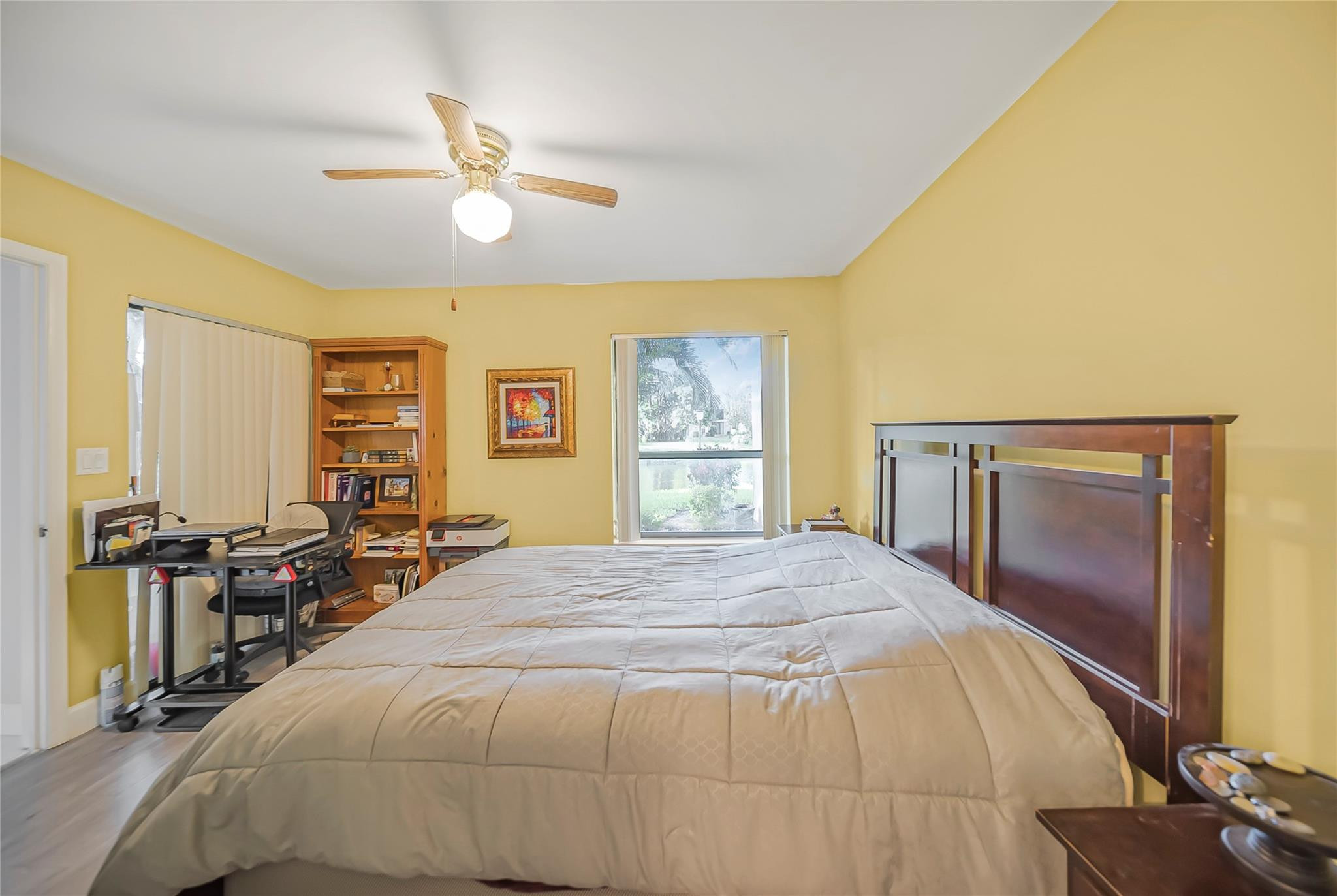 POND APPLE IV - Residential