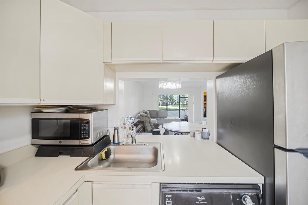 Photo of 3039 Carambola Circle #3039, Pompano Beach, FL 33066 (MLS # F10556656)