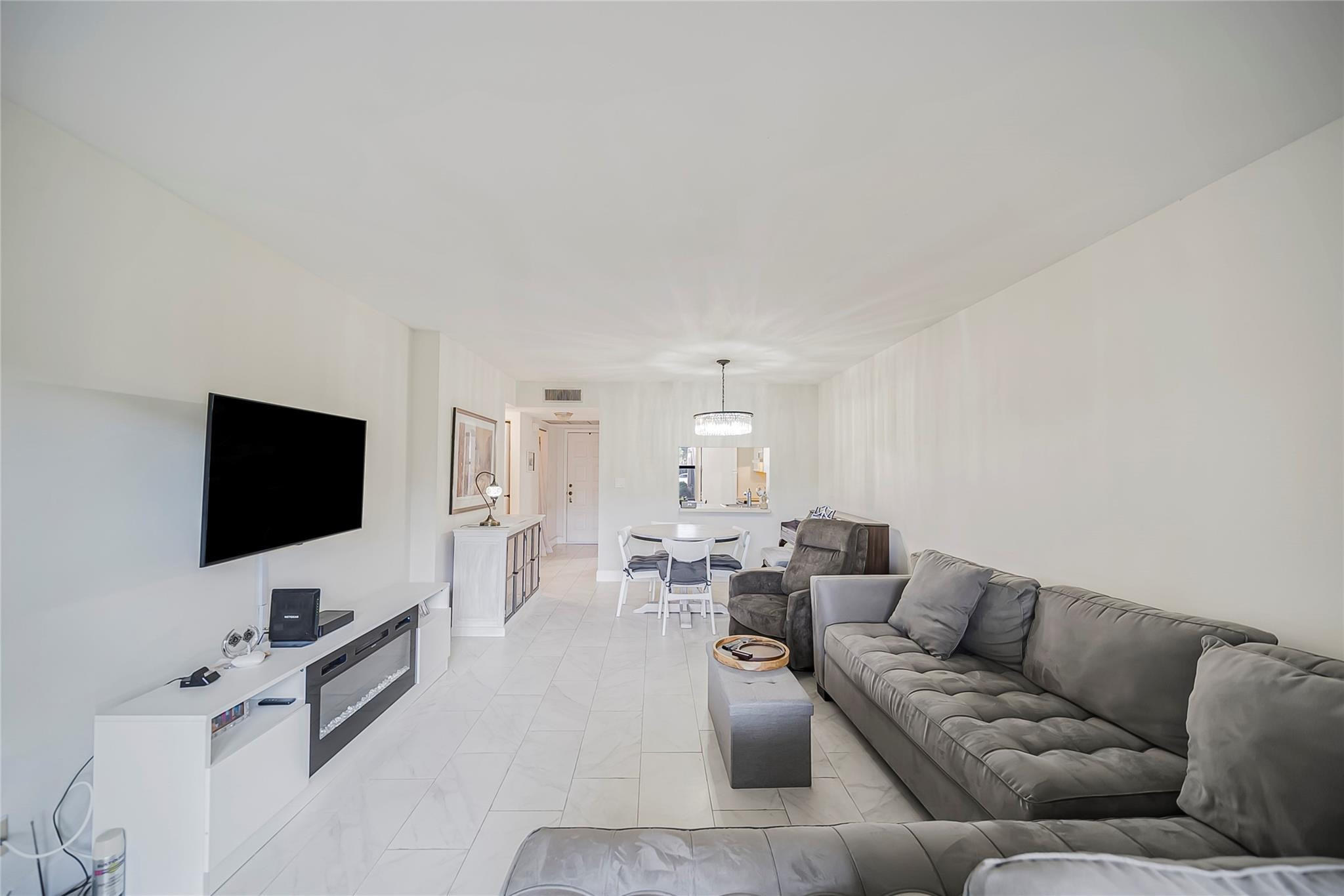 POND APPLE IV - Residential