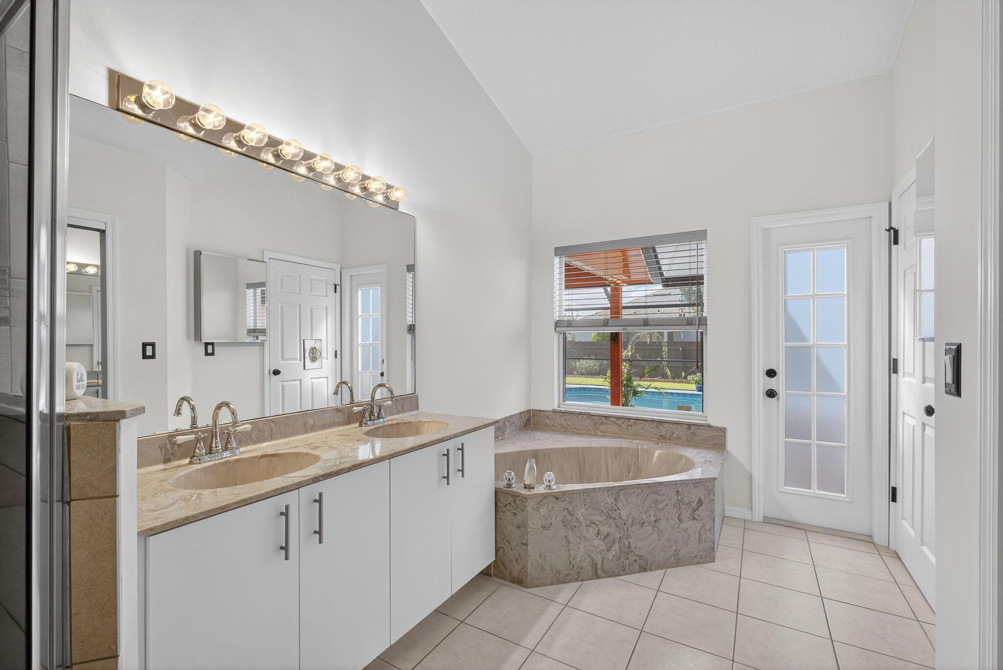 PORT ST LUCIE SECTION 17 - Residential