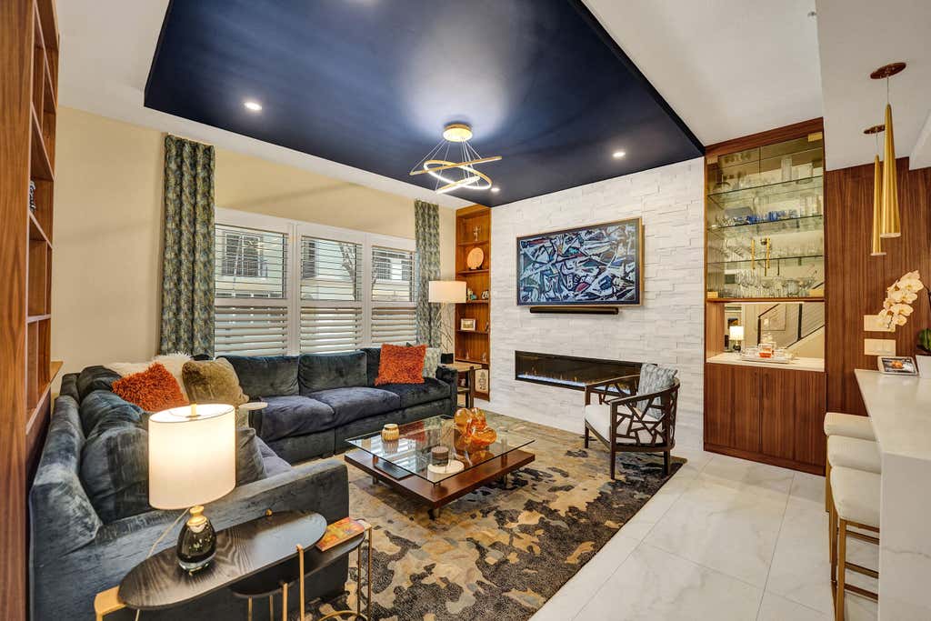 Photo of 2617 NE 14th Avenue #102, Wilton Manors, FL 33334 (MLS # B26064938)