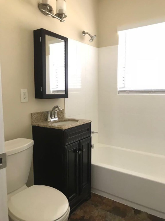 Lauderdale Manors Add 30- - Residential