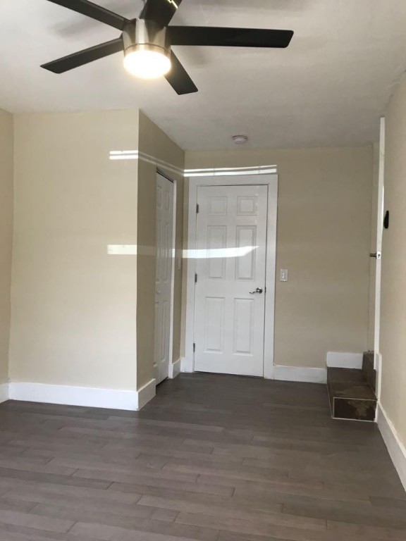 Lauderdale Manors Add 30- - Residential