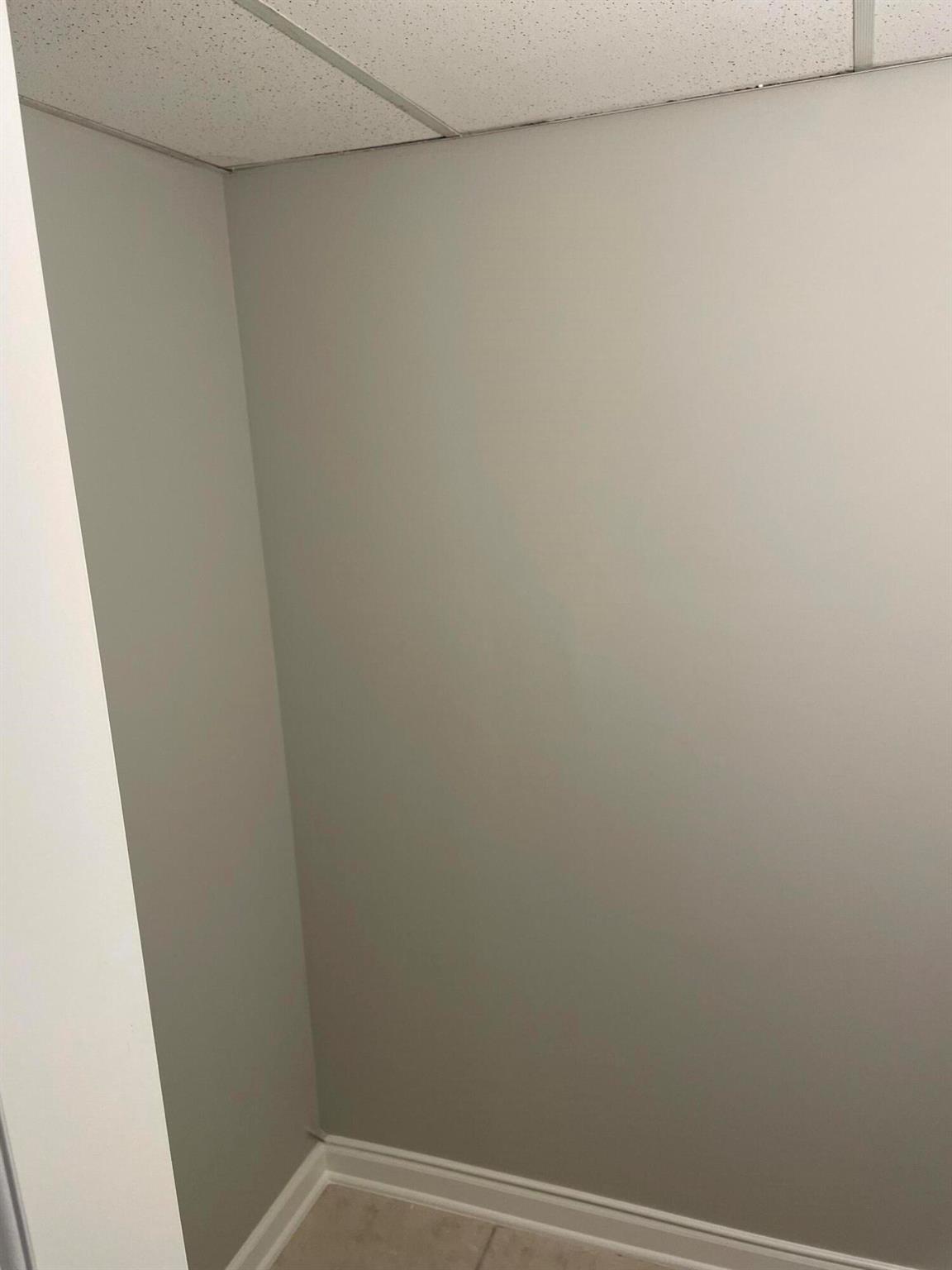 VILLAGE GREEN WINDSOR CON - Residential