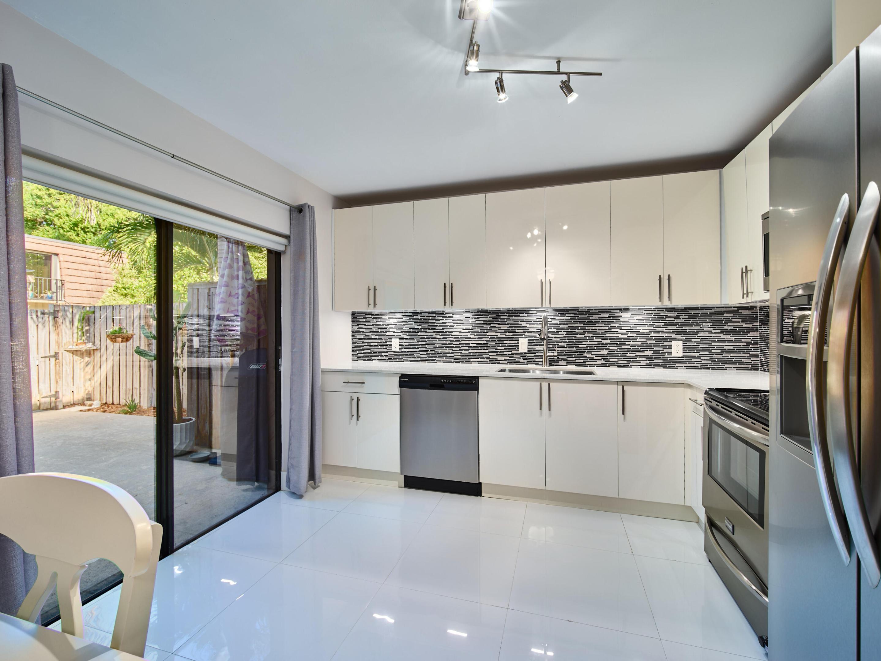 Garden Lakes - Residential