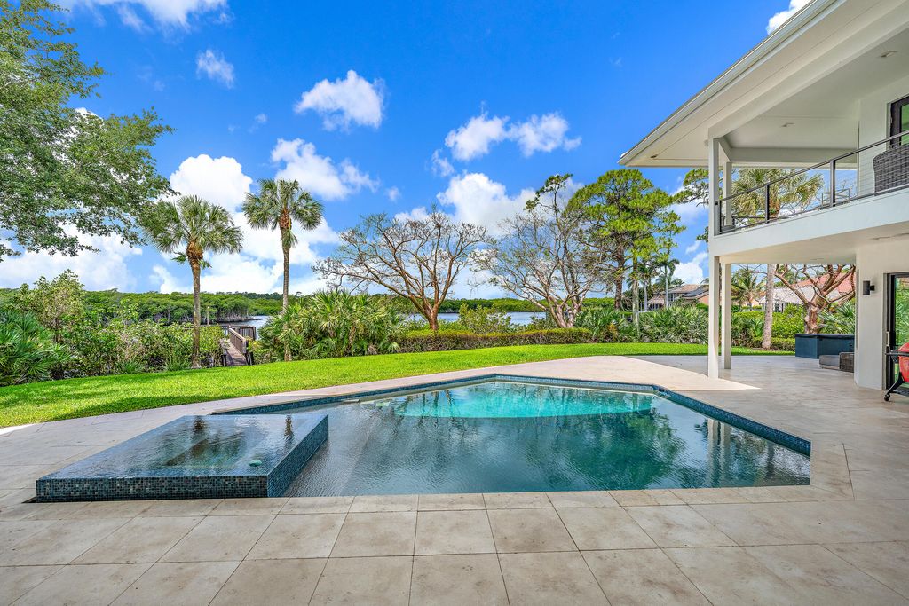 Photo of 8818 SE Riverfront Terrace, Tequesta, FL 33469 (MLS # B26013883)