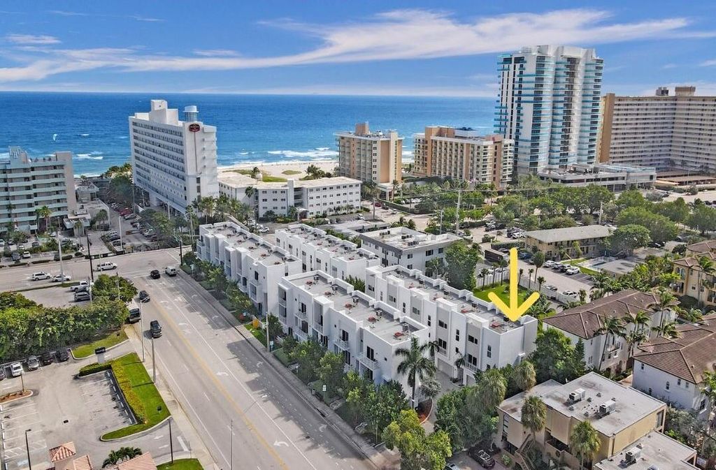 Photo of 1347 N Ocean Boulevard, Pompano Beach, FL 33062 (MLS # B26011042)