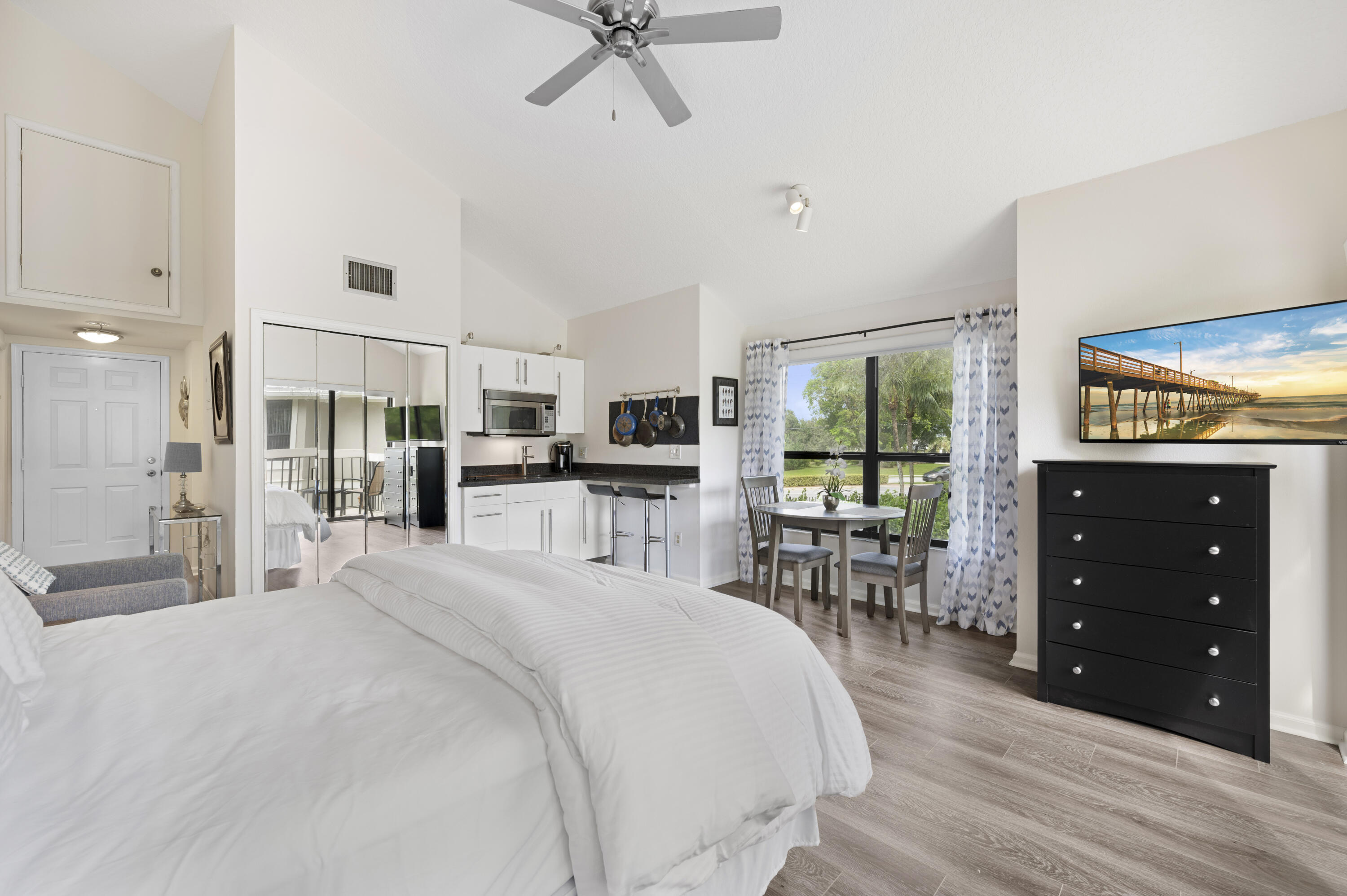 TENNIS LODGES 1 CONDO - Residential Lease