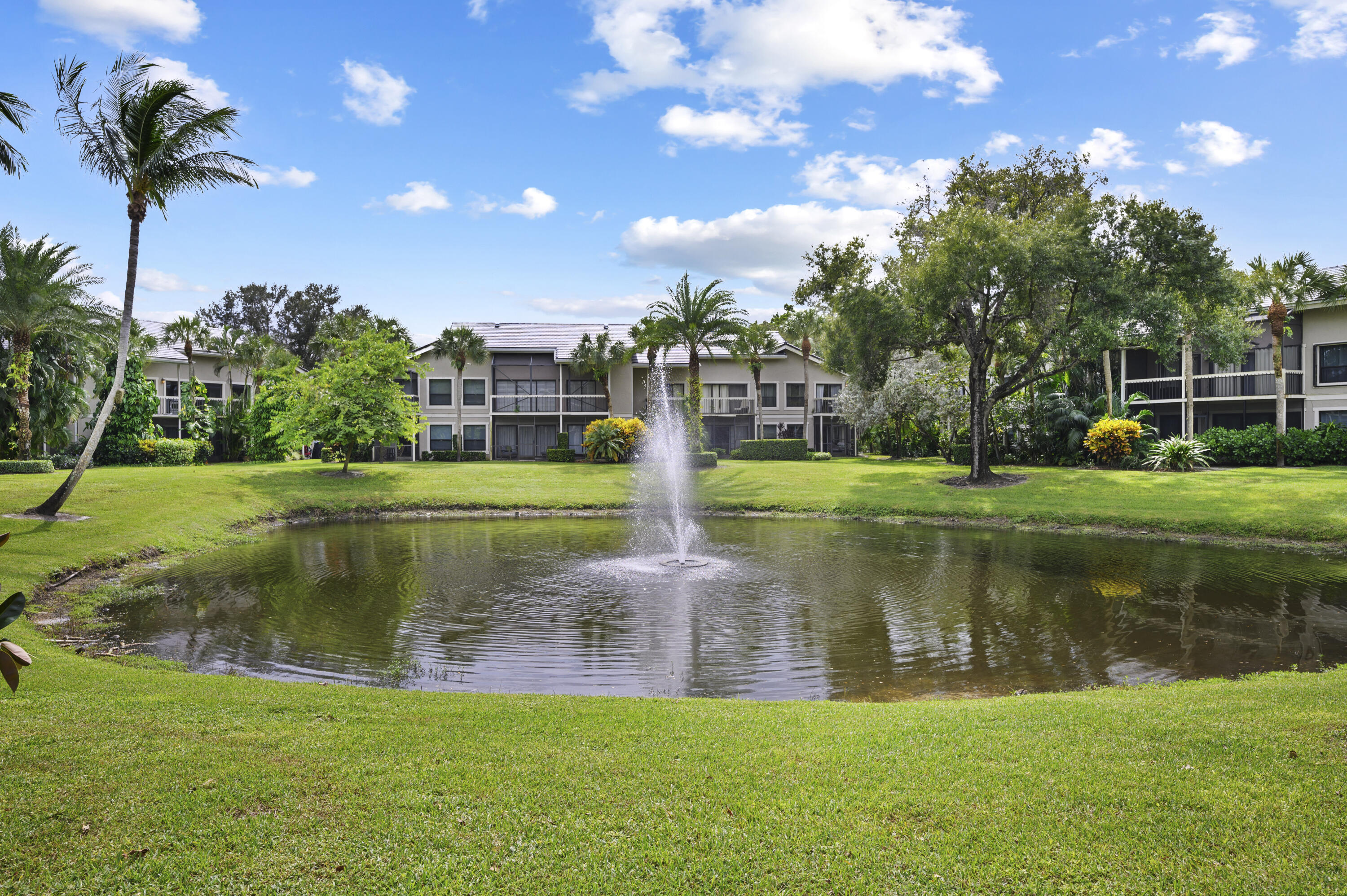 TENNIS LODGES 1 CONDO - Residential Lease