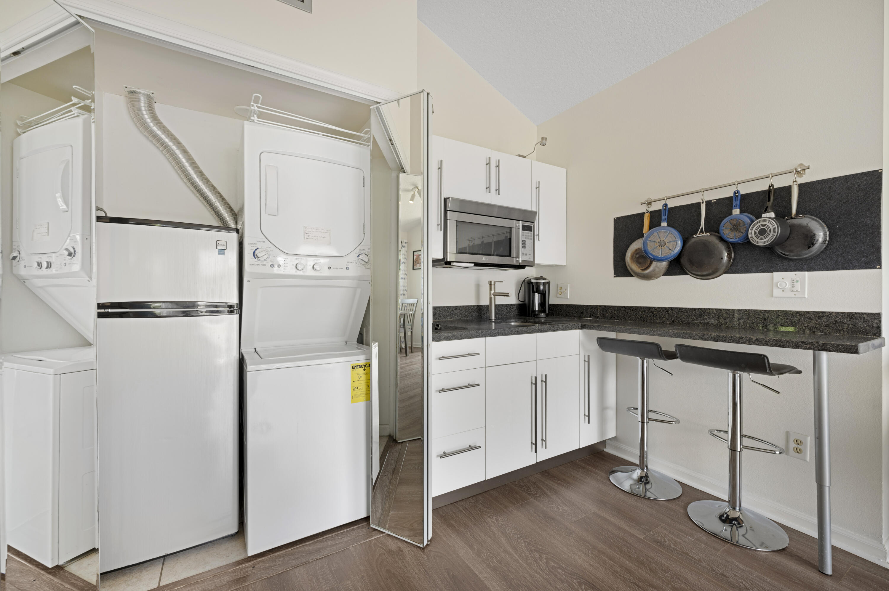 TENNIS LODGES 1 CONDO - Residential Lease