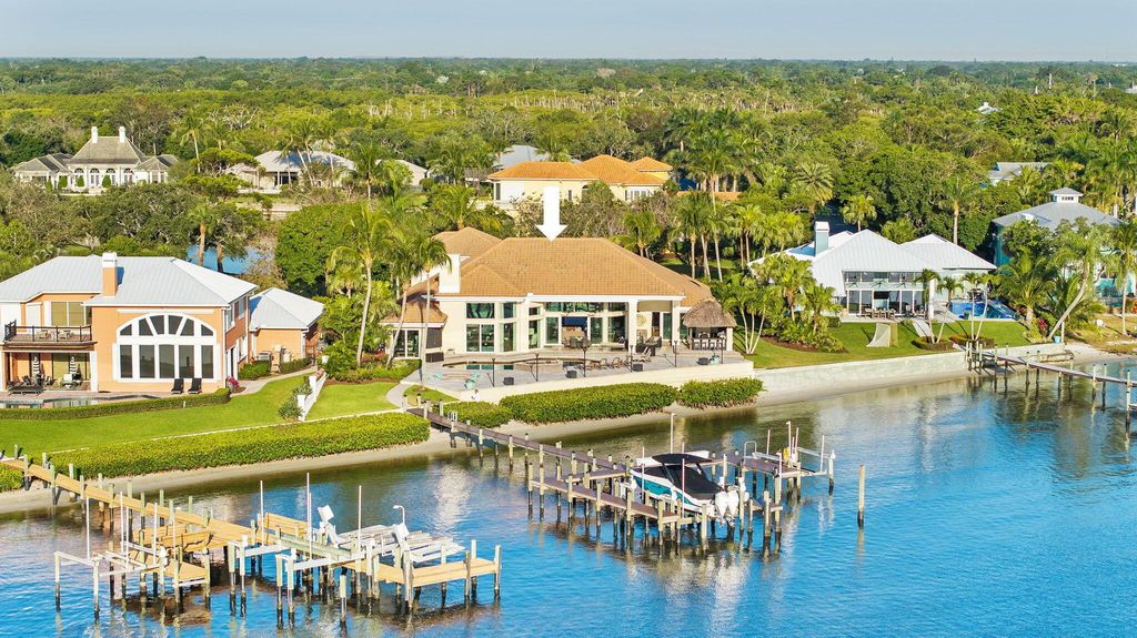 Photo of 621 SW Bay Pointe Circle, Palm City, FL 34990 (MLS # R10990829)