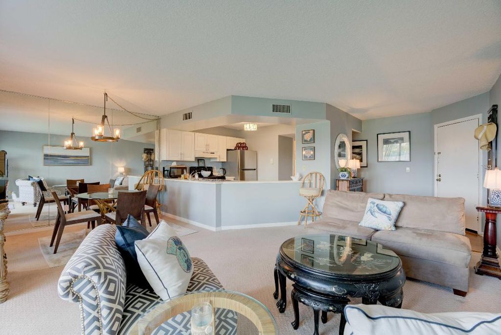 Photo of 1605 S Us Highway 1 #205v4, Jupiter, FL 33477 (MLS # R10985521)