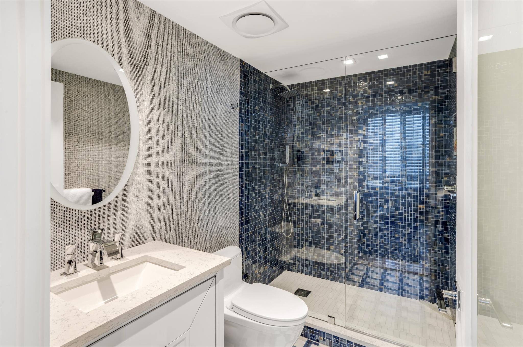 TOSCANA SOUTH TOWER III - Residential