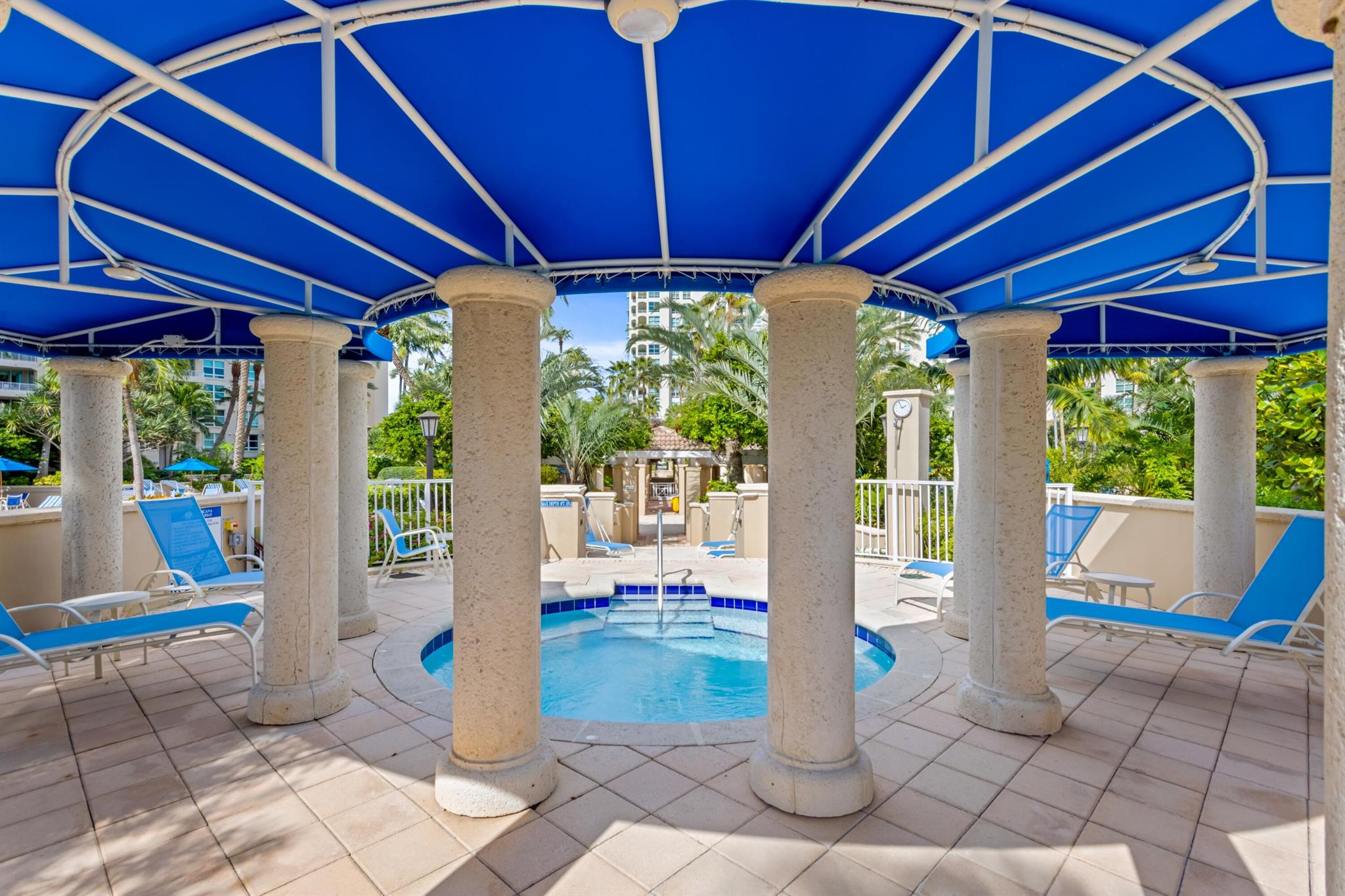 TOSCANA SOUTH TOWER III - Residential