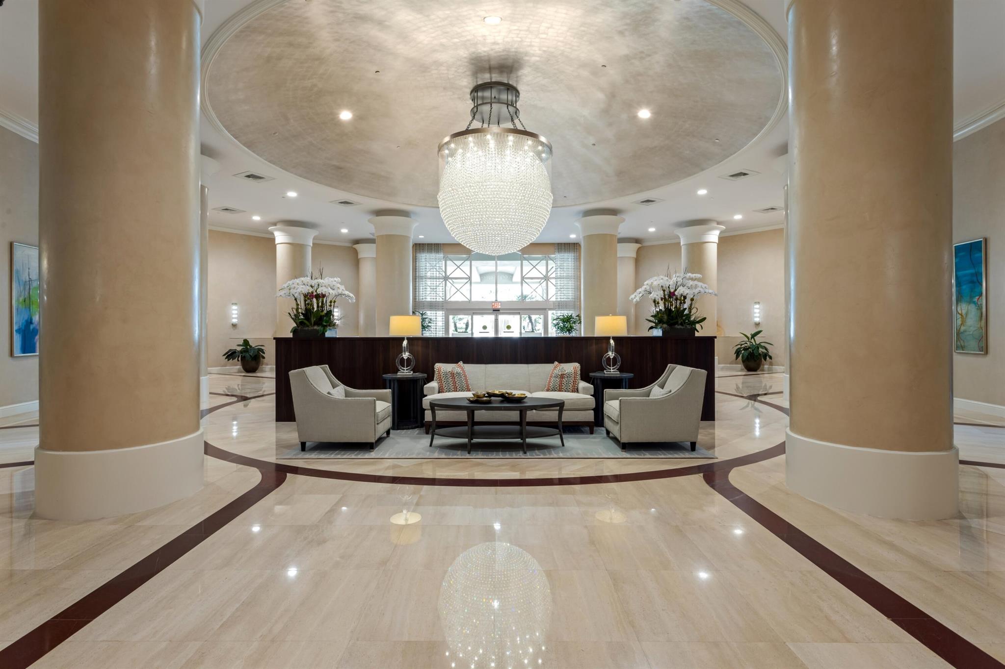 TOSCANA SOUTH TOWER III - Residential