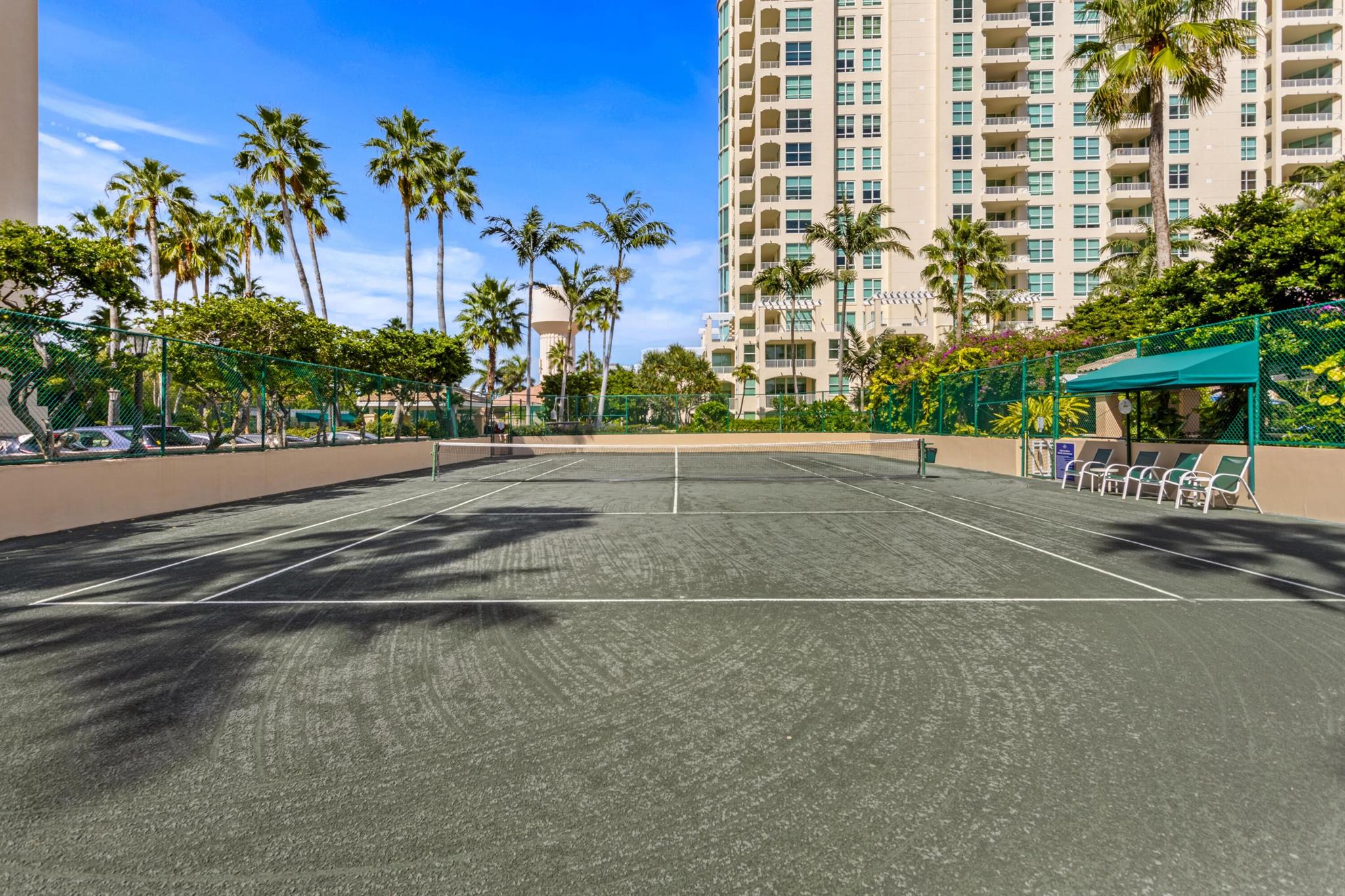 TOSCANA SOUTH TOWER III - Residential