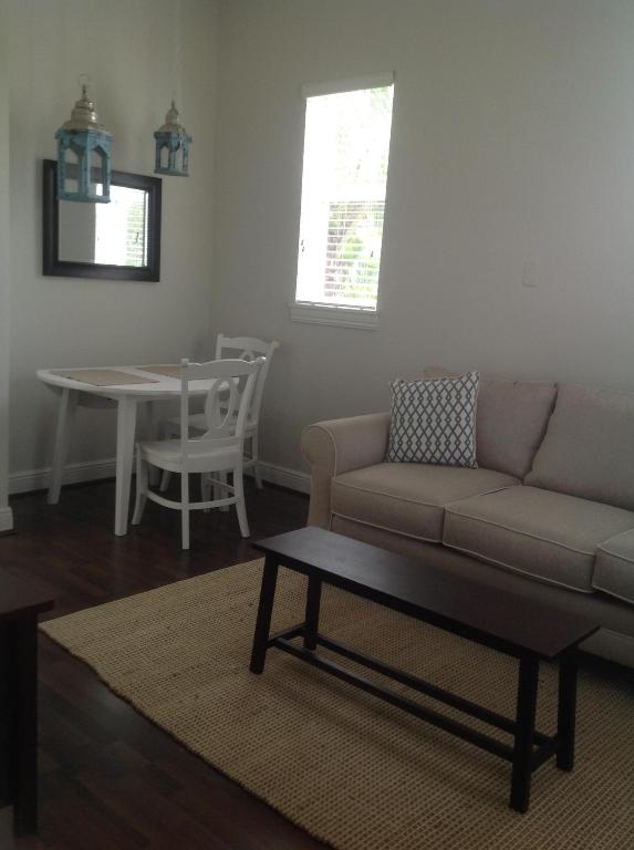 BOTANICA - Residential Lease