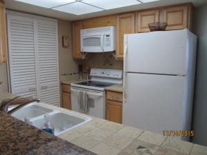 VILLAGE OF STUART CONDO - Residential
