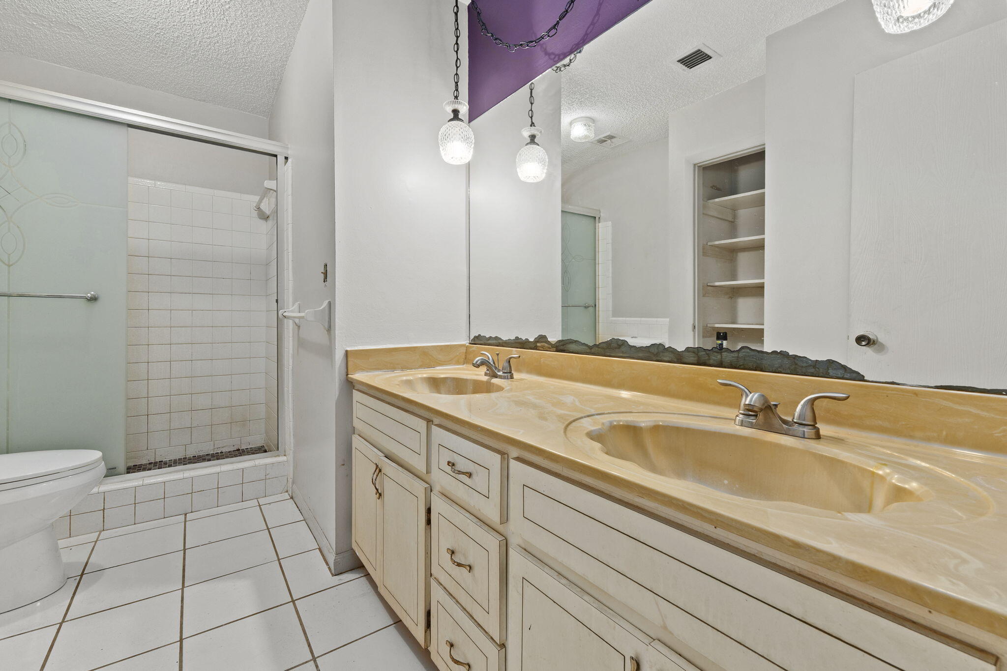 HIDDEN PINES ESTATES - Residential