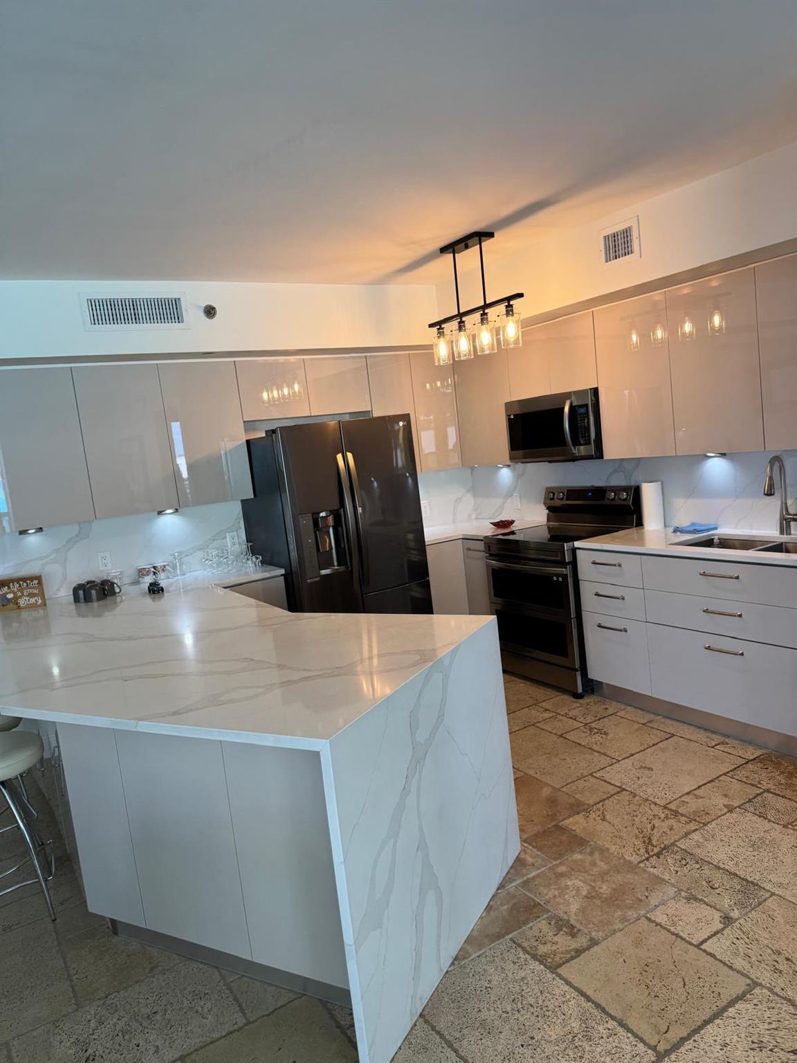 Beach Club Three Condo - Residential Lease