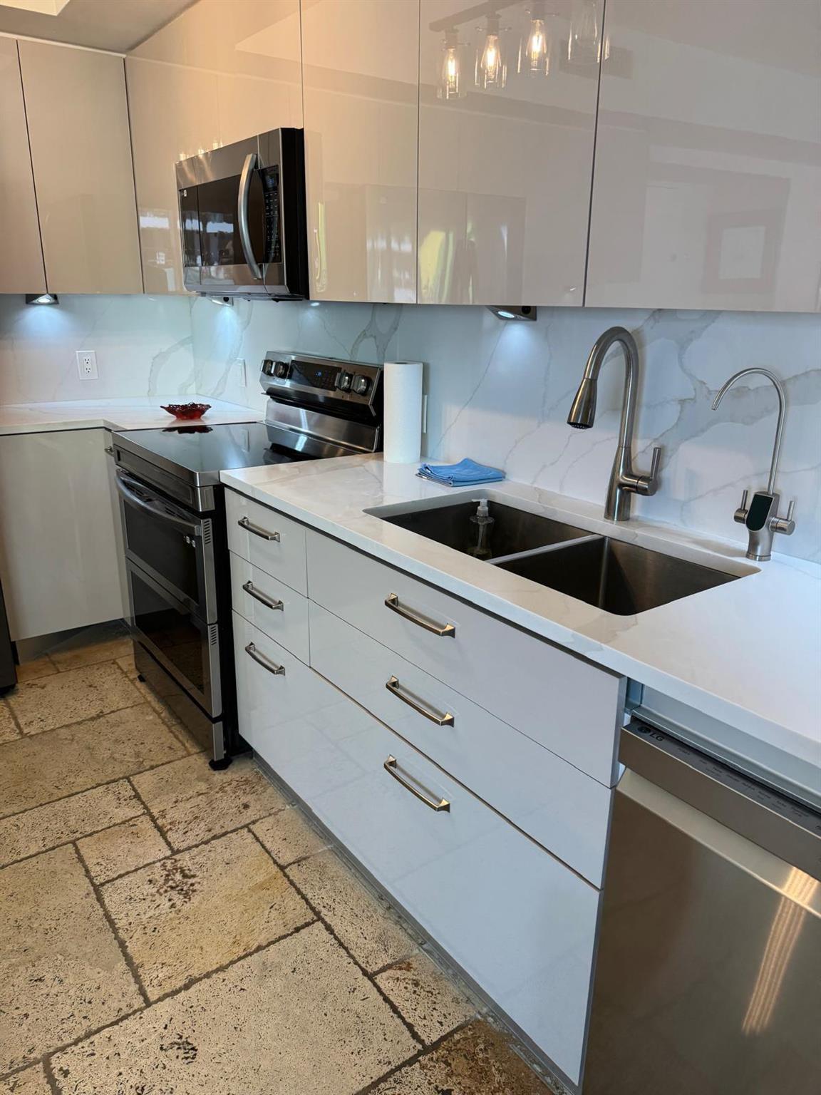 Beach Club Three Condo - Residential Lease