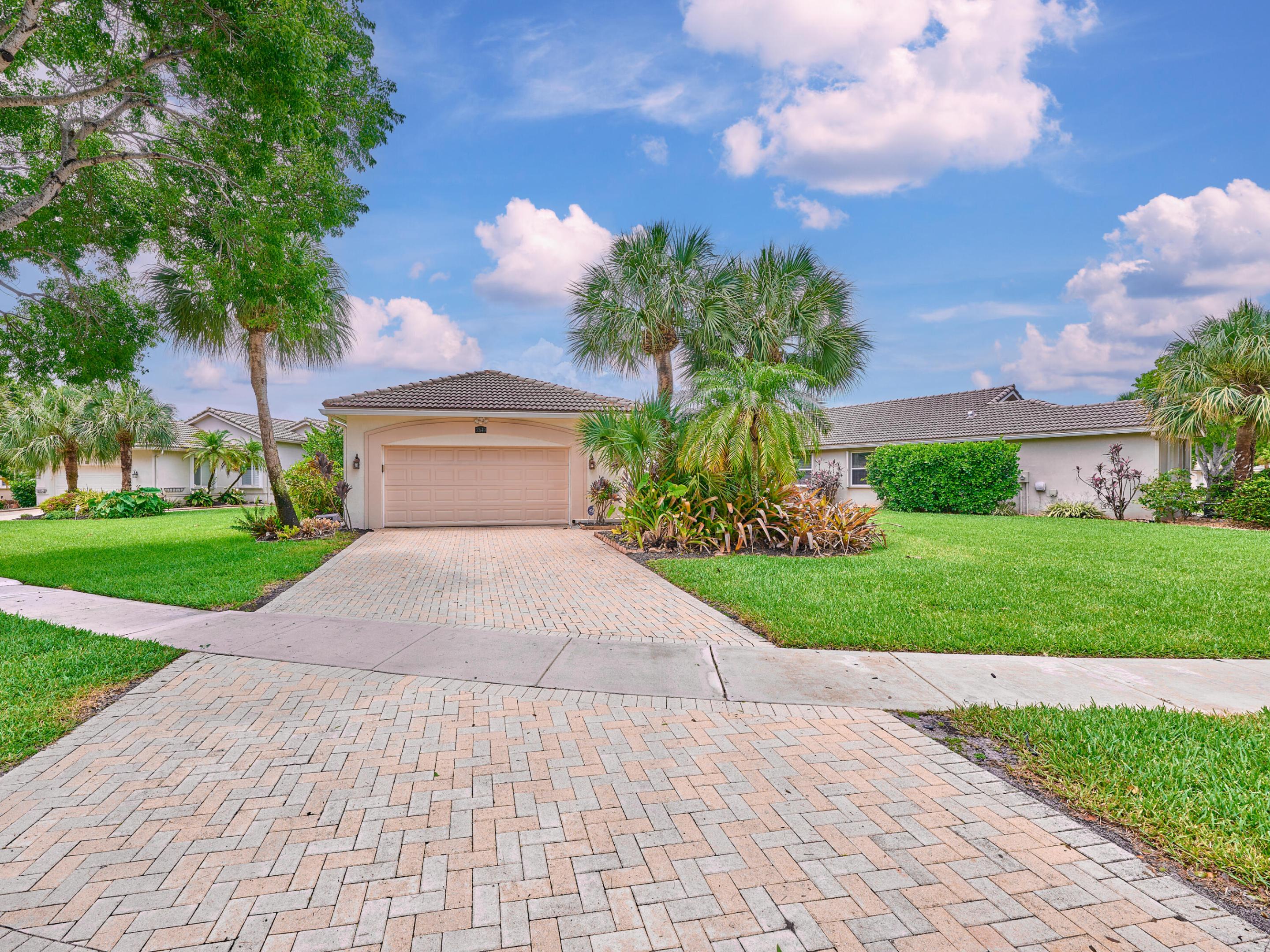 Properties 2649 Clipper Circle