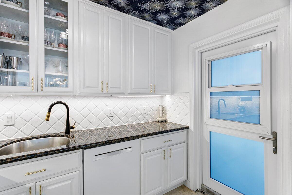 Regency of Palm Beach - Residential