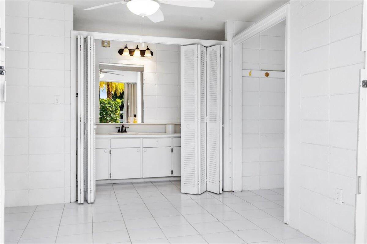 Regency of Palm Beach - Residential