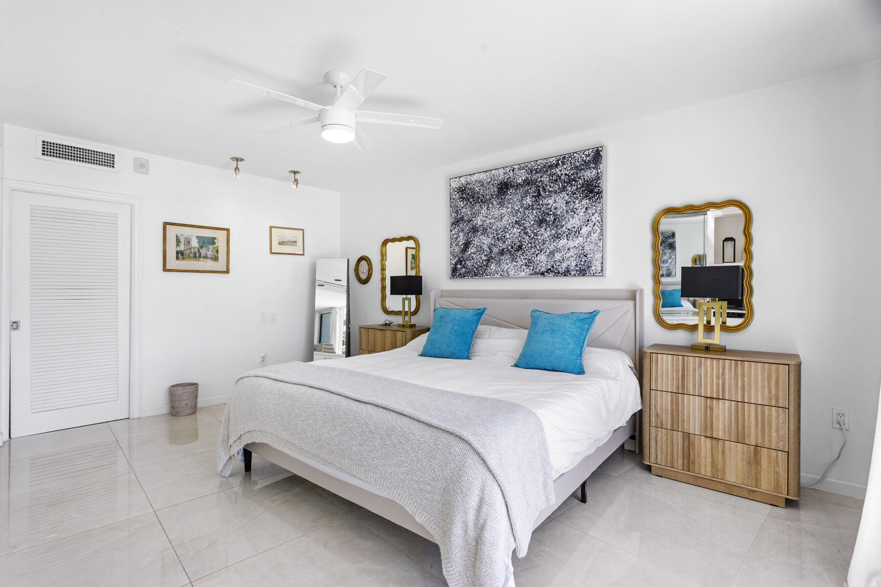 Regency of Palm Beach - Residential