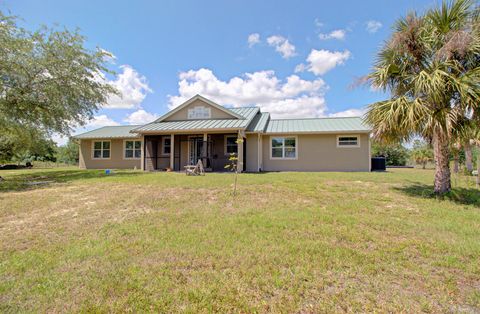 19214 NW 250th Street Okeechobee FL 34972