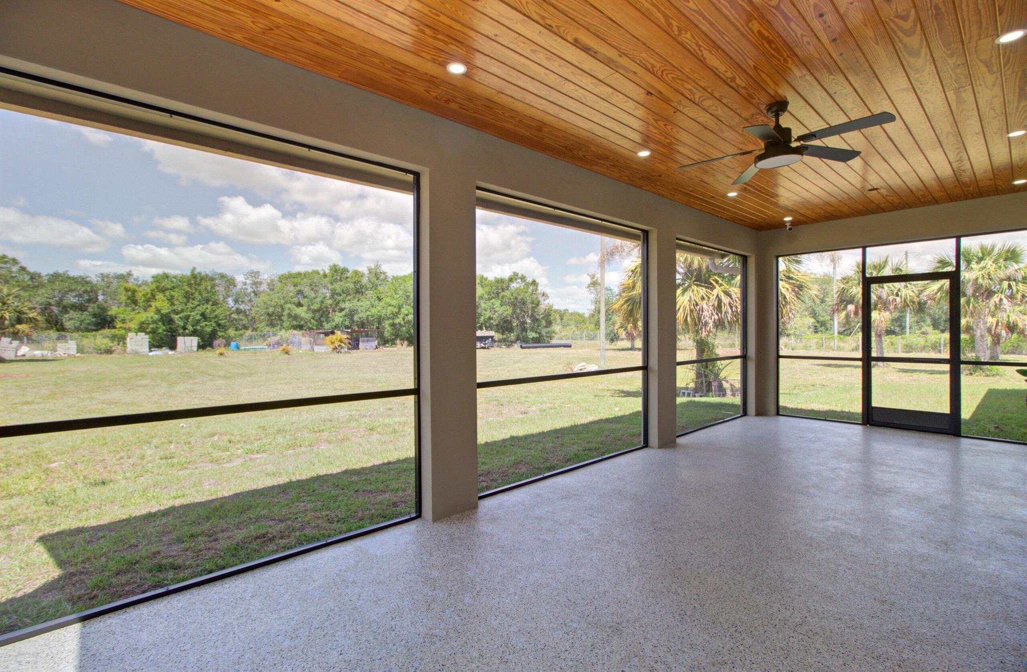 19214 NW 250th Street