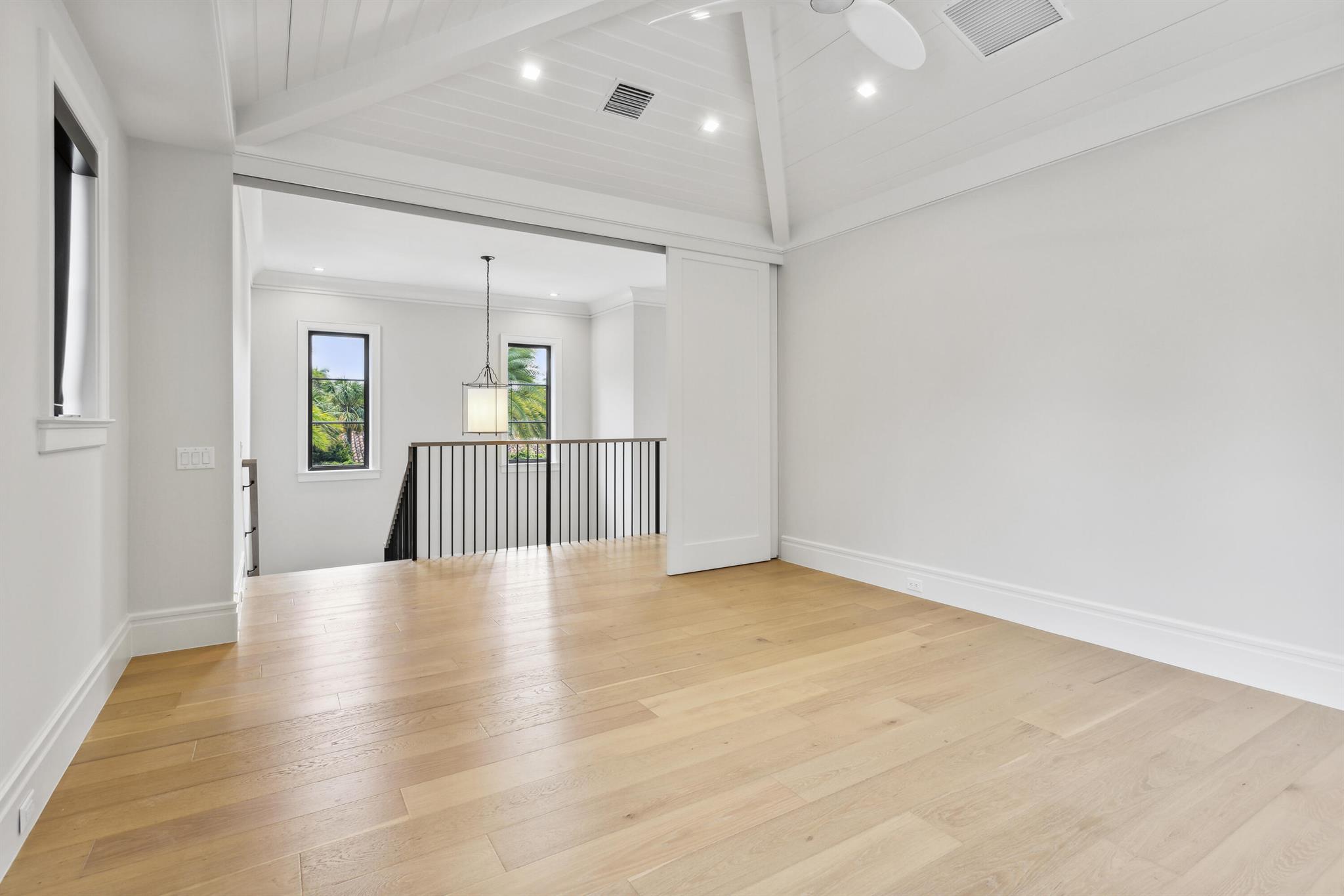 DRIFTWOOD LANDING - Residential