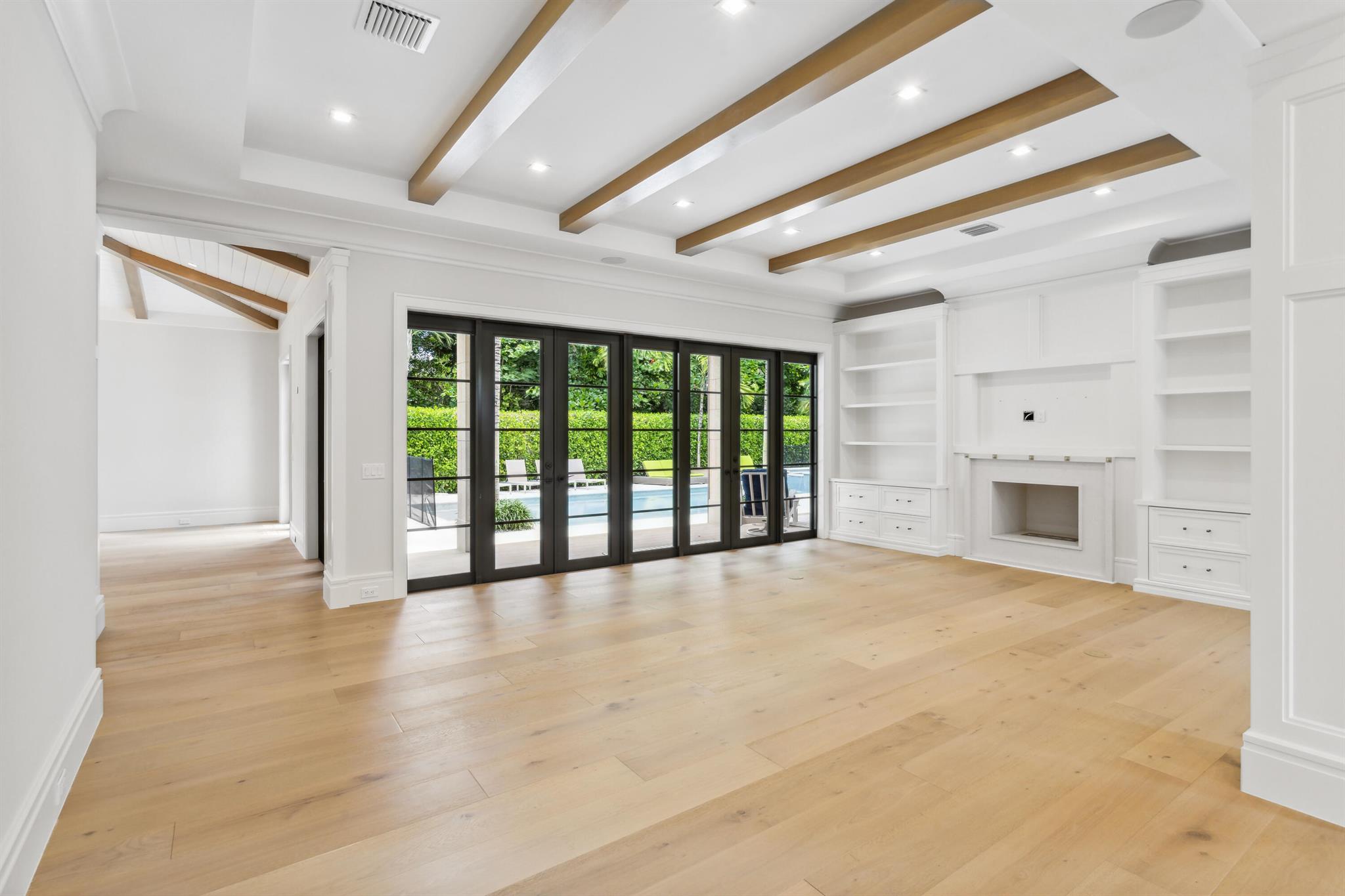 DRIFTWOOD LANDING - Residential